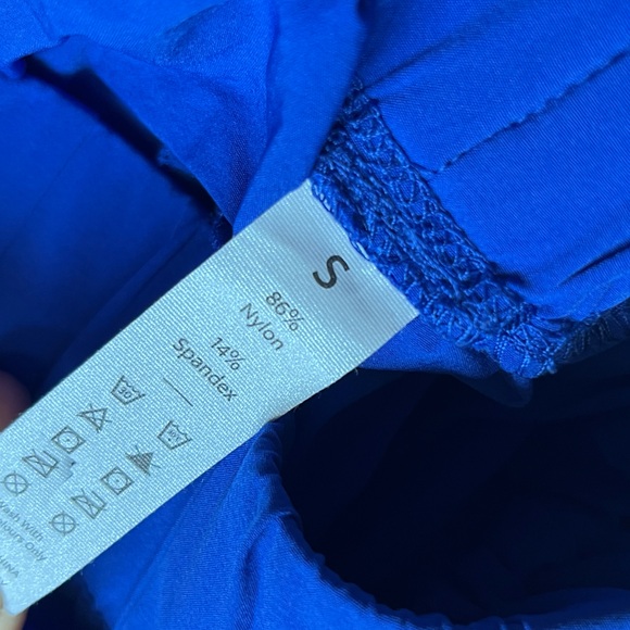 SOLD HALARA High Waisted Dolphin Hem Casual Shorts 2" - Picture 5 of 5